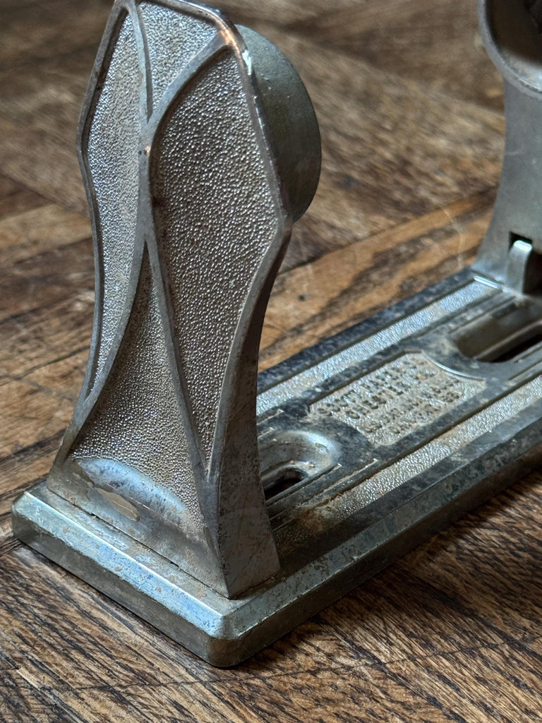 Antique Toilet Paper Holder, 1931 Scott Paper Co. Chester PA, Toilet Paper Roll Dispenser, Antique Bathroom Fixture