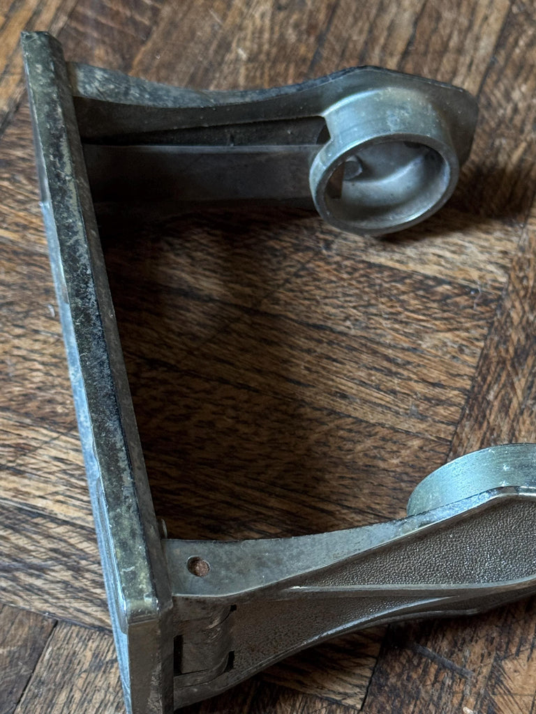 Antique Toilet Paper Holder, 1931 Scott Paper Co. Chester PA, Toilet Paper Roll Dispenser, Antique Bathroom Fixture