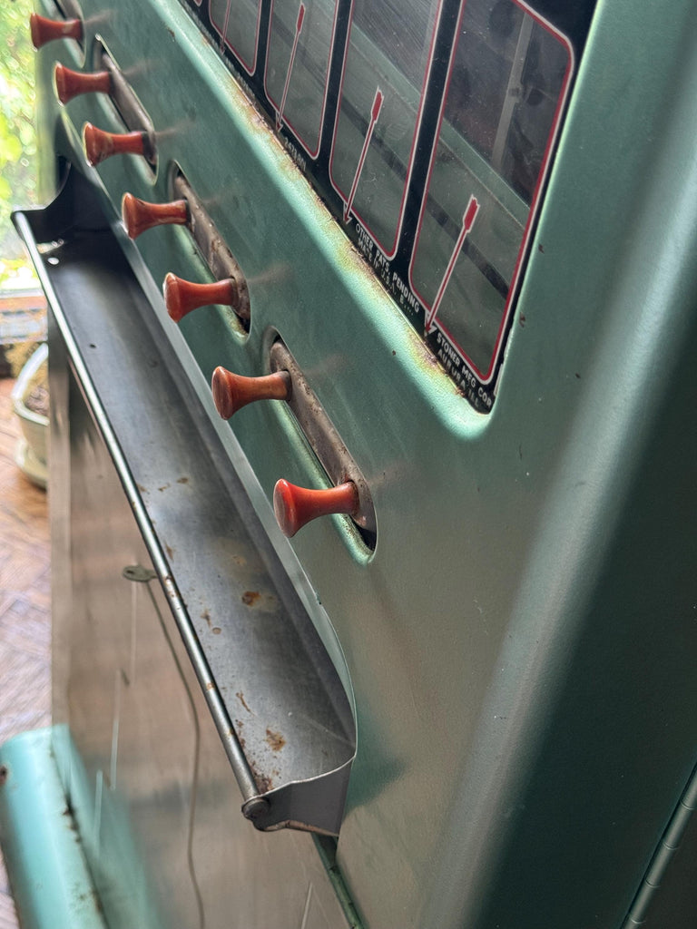 Vintage Stoner Candy Vending Machine, Movie Theater Model With Gum Selector, Nickel And Dime Candy Machine, Fresh Candy, Candy Coin OP