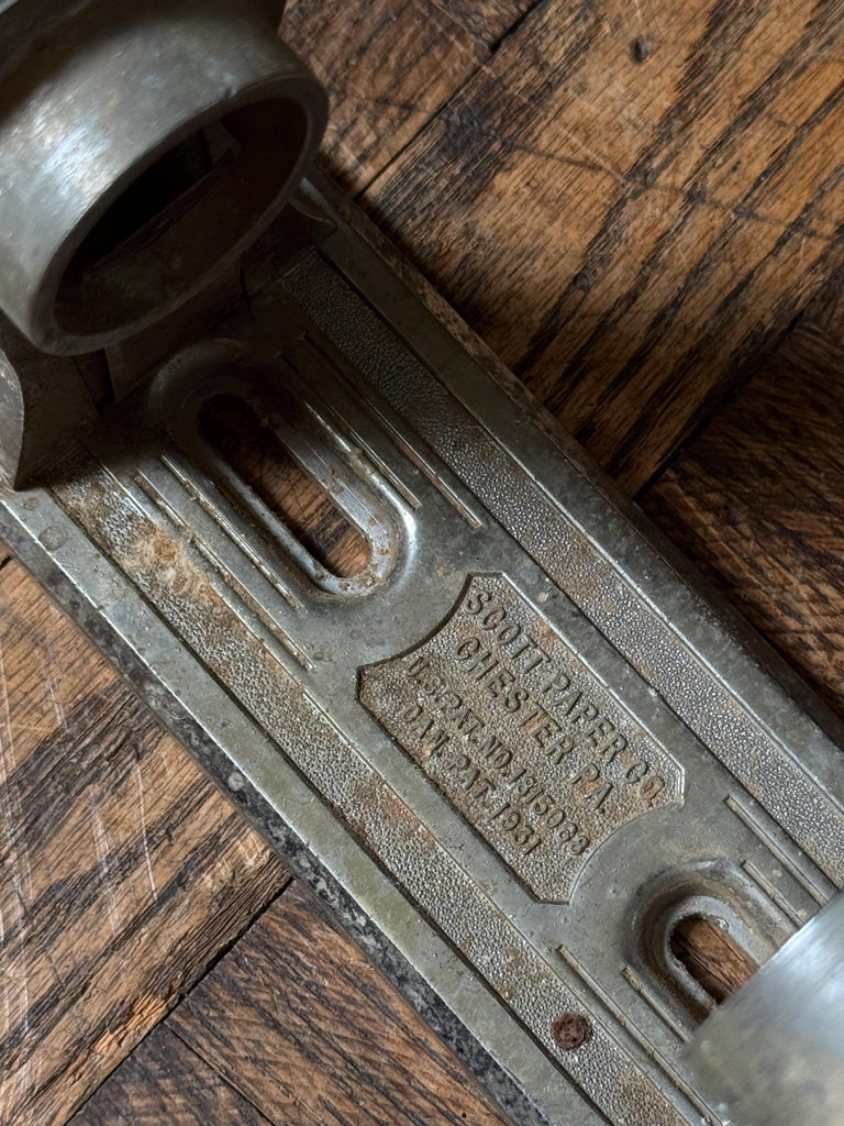Antique Toilet Paper Holder, 1931 Scott Paper Co. Chester PA, Toilet Paper Roll Dispenser, Antique Bathroom Fixture